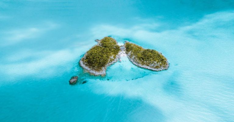 Retreat - Paradise Island Surrounded by Turquoise Water